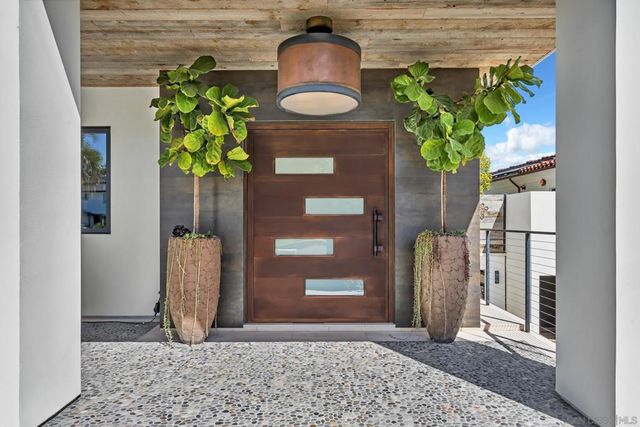 969 Adella Ave, Coronado, CA 92118