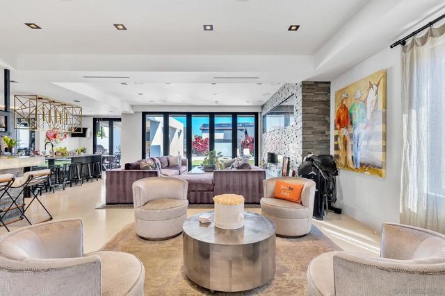 969 Adella Ave, Coronado, CA 92118