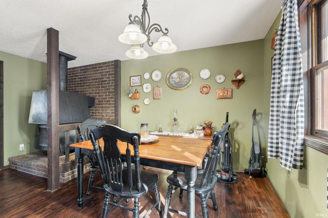 5107 County Road 19, Garrett, IN 46738