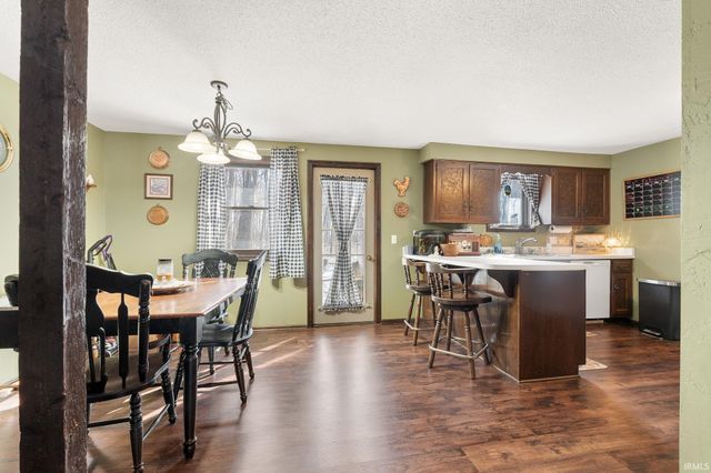 5107 County Road 19, Garrett, IN 46738