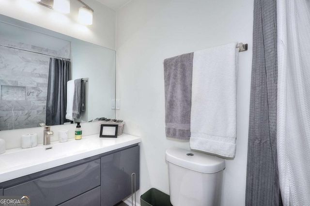 2725 Shoreland Drive SW, Atlanta, GA 30331