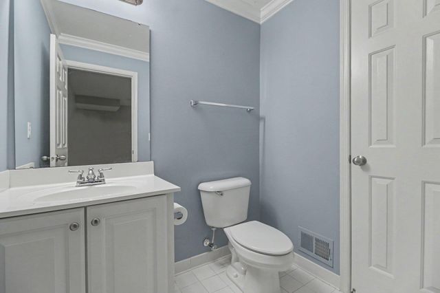 26123 Cornell Drive, South Lyon, MI 48178