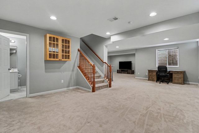 26123 Cornell Drive, South Lyon, MI 48178