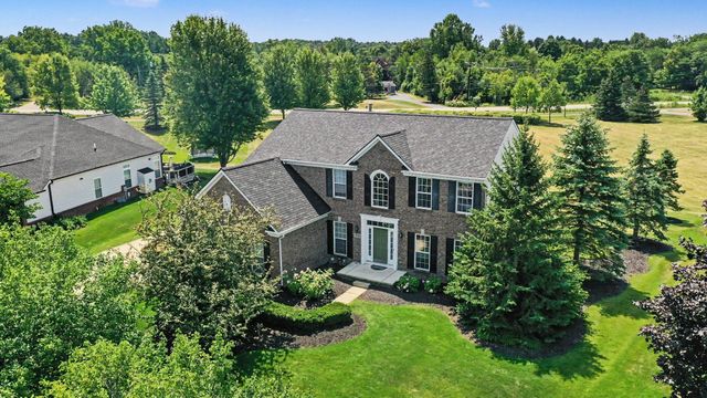 26123 Cornell Drive, South Lyon, MI 48178