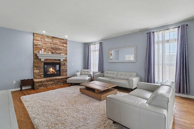 26123 Cornell Drive, South Lyon, MI 48178
