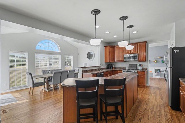 26123 Cornell Drive, South Lyon, MI 48178