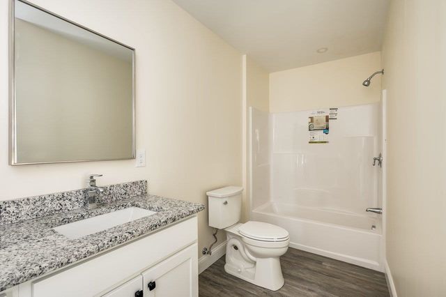 725 Central Ave Unit 302, Dover, NH 03820