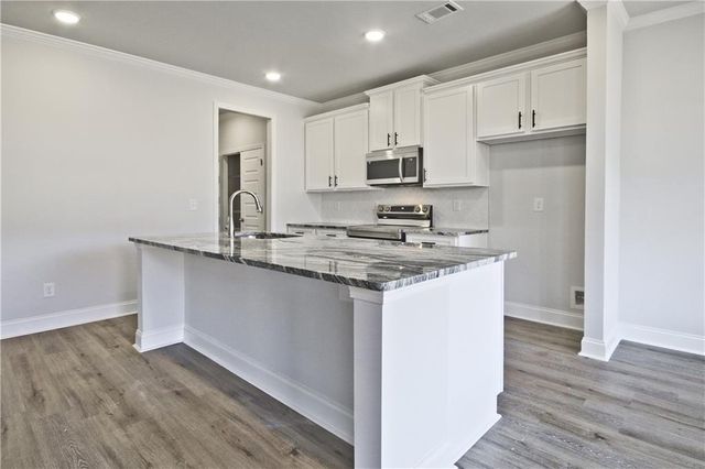 1316 Sunny Valley Lane, Braselton, GA 30517
