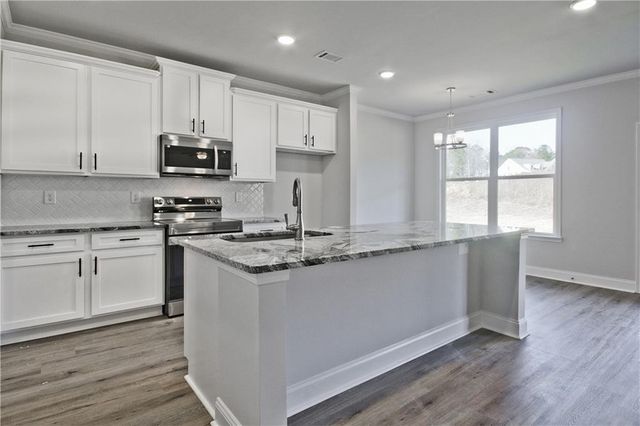 1316 Sunny Valley Lane, Braselton, GA 30517