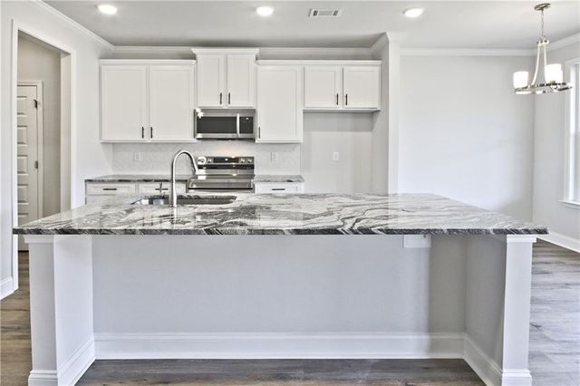 1316 Sunny Valley Lane, Braselton, GA 30517