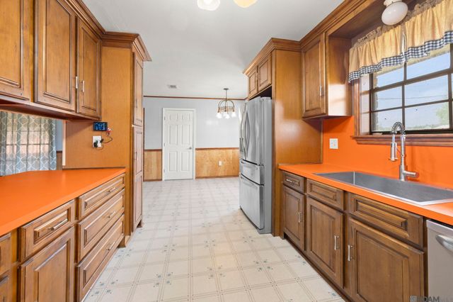 18875 La Hwy 22, Maurepas, LA 70449