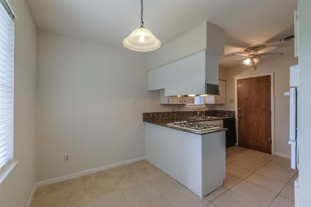 7614 Grape Street, Houston, TX 77074