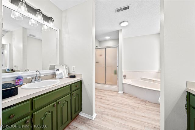 4601 Tanglewood Drive, Van Buren, AR 72956