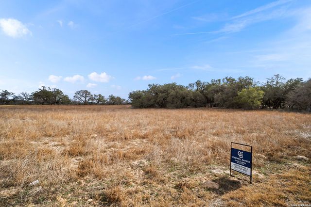 246 Shamrock Dr.,, Floresville, TX 78114