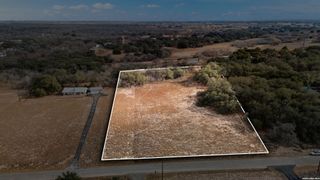 246 Shamrock Dr.,, Floresville, TX 78114