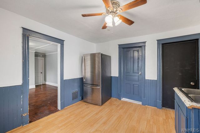 1510 Willow Avenue, Niagara Falls, NY 14305