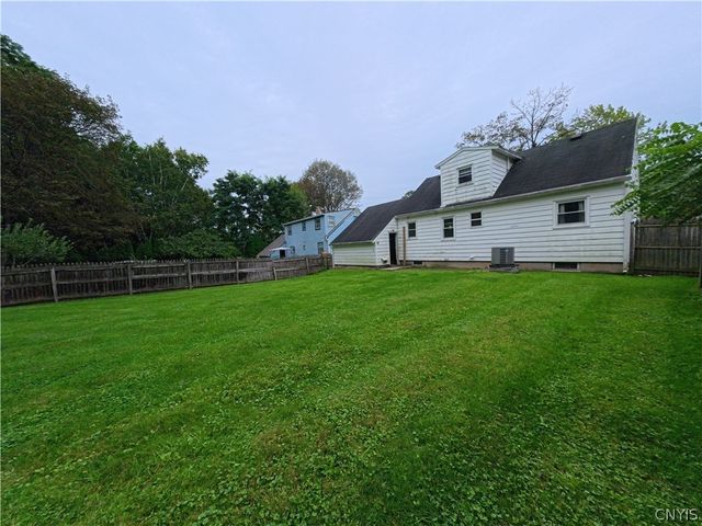 107 East Dauenhauer Street, Manlius, NY 13057