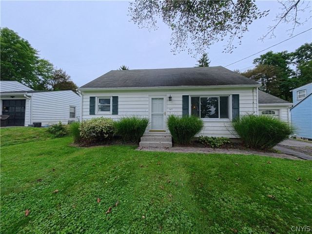 107 East Dauenhauer Street, Manlius, NY 13057