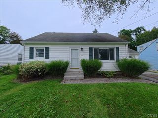 107 East Dauenhauer Street, Manlius, NY 13057