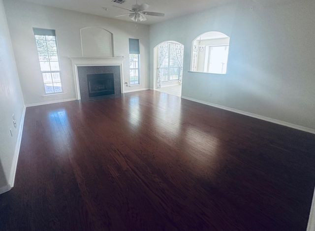 2248 Fernspring DR, Round Rock, TX 78665