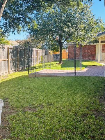 2248 Fernspring DR, Round Rock, TX 78665