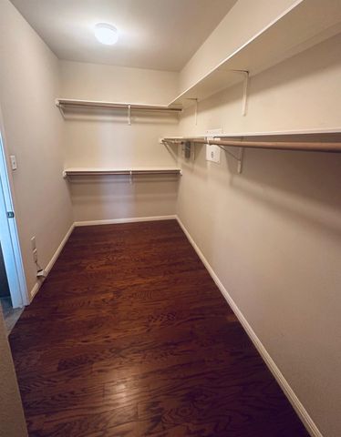 2248 Fernspring DR, Round Rock, TX 78665