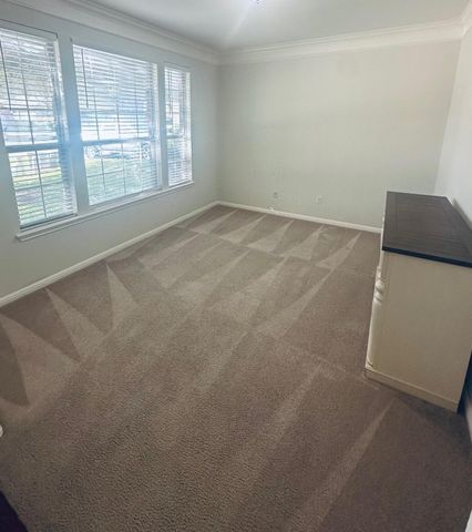 2248 Fernspring DR, Round Rock, TX 78665