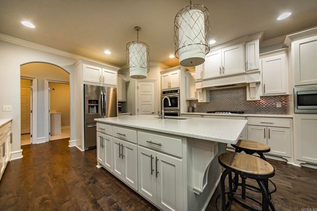 219 Miramar Blvd, Little Rock, AR 72223