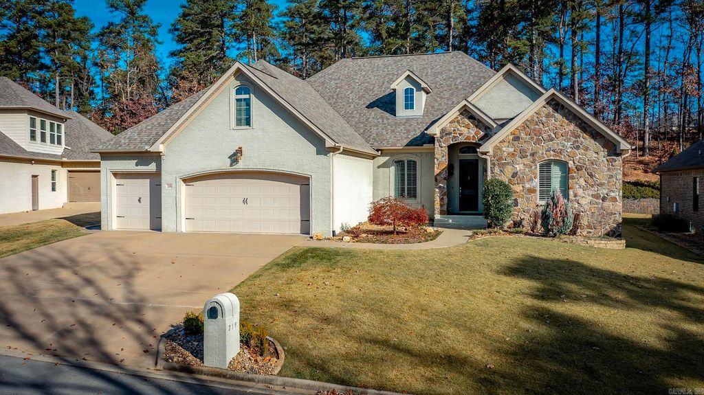 219 Miramar Blvd, Little Rock, AR 72223