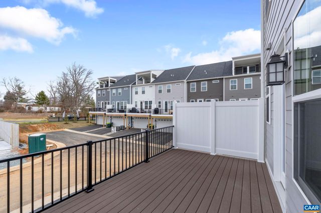 138 PARK RIDGE DR, Crozet, VA 22932