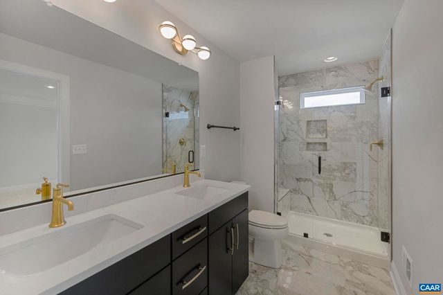 138 PARK RIDGE DR, Crozet, VA 22932