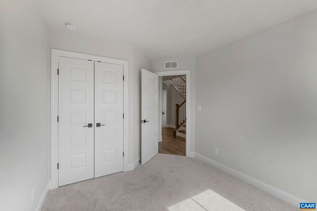 138 PARK RIDGE DR, Crozet, VA 22932