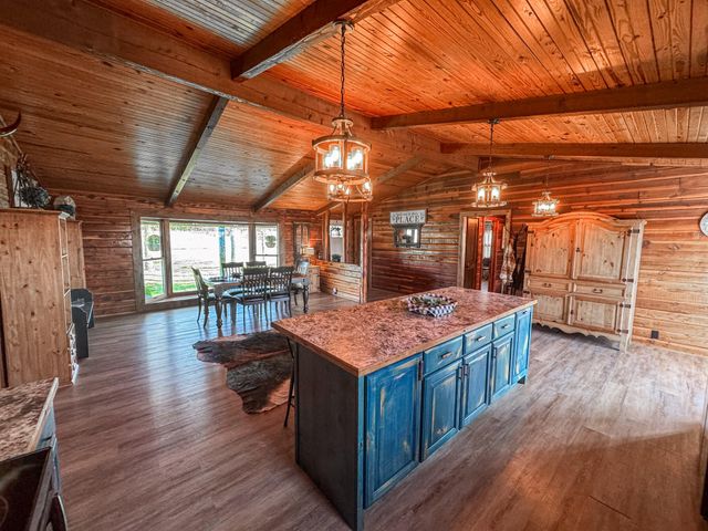 64 State Highway 215, Buffalo, MO 65622