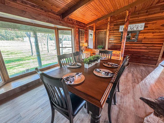 64 State Highway 215, Buffalo, MO 65622