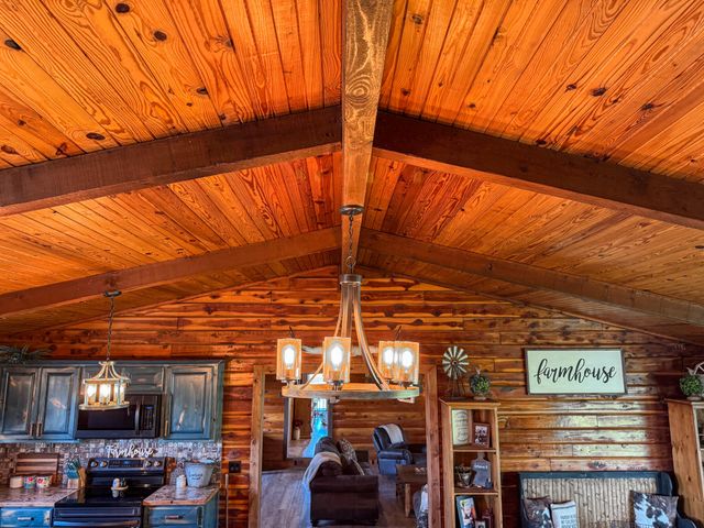 64 State Highway 215, Buffalo, MO 65622