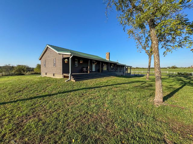 64 State Highway 215, Buffalo, MO 65622