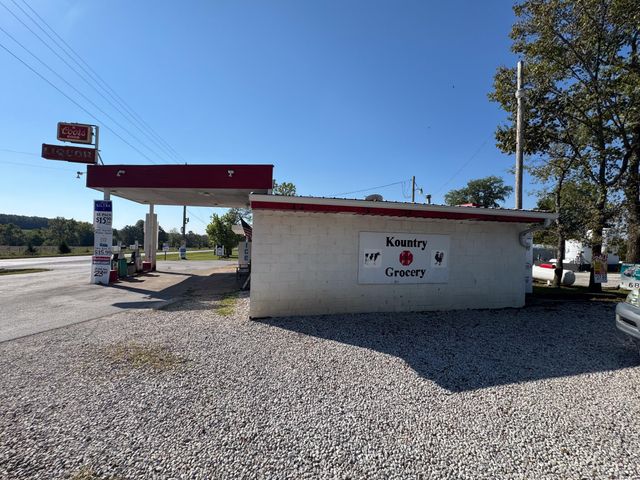 64 State Highway 215, Buffalo, MO 65622