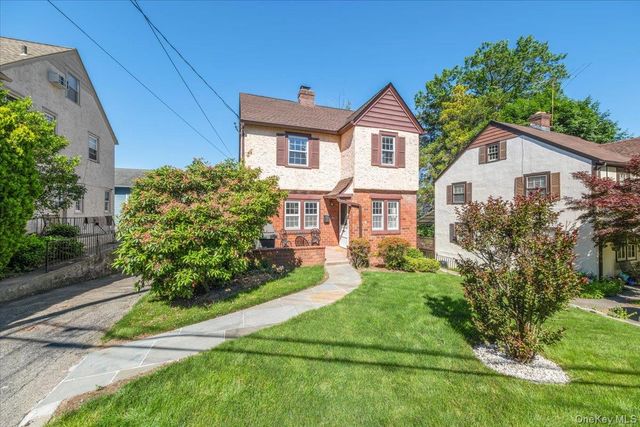 8 Interlaken Avenue, New Rochelle, NY 10801