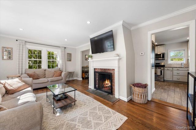 8 Interlaken Avenue, New Rochelle, NY 10801