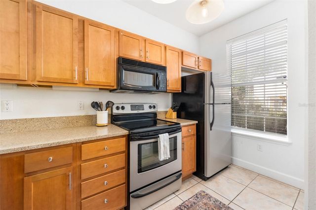 2508 SW 35TH PLACE V130, Gainesville, FL 32608