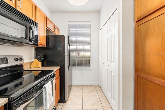 2508 SW 35TH PLACE V130, Gainesville, FL 32608