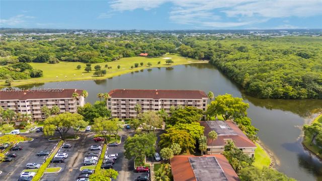 2768 Carambola Circle S 401, Coconut Creek, FL 33066