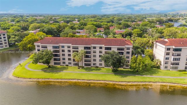 2768 Carambola Circle S 401, Coconut Creek, FL 33066