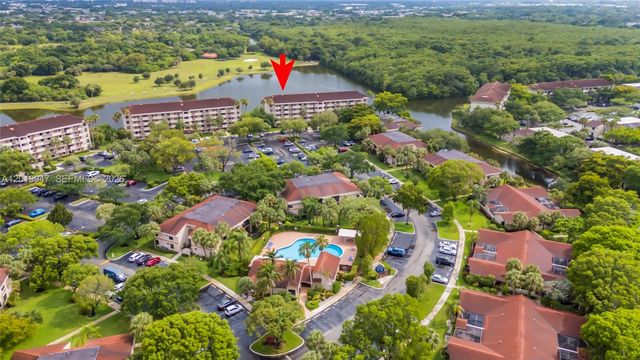 2768 Carambola Circle S 401, Coconut Creek, FL 33066