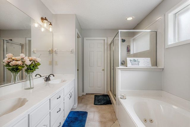 6339 FAIRWAY HILL CV, Bartlett, TN 38135