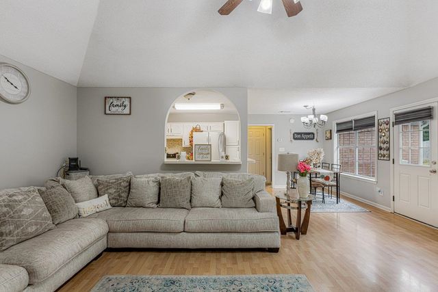 6339 FAIRWAY HILL CV, Bartlett, TN 38135