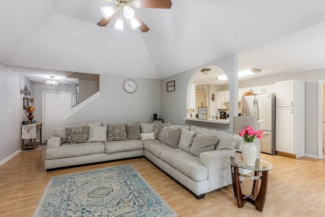 6339 FAIRWAY HILL CV, Bartlett, TN 38135