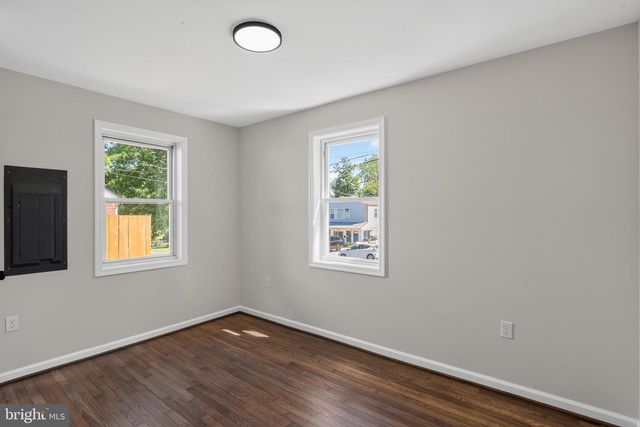 1014 CRAWFORD DR, Rockville, MD 20851
