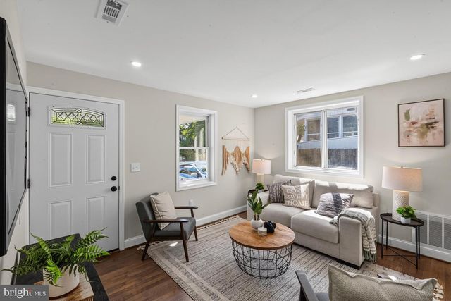 1014 CRAWFORD DR, Rockville, MD 20851