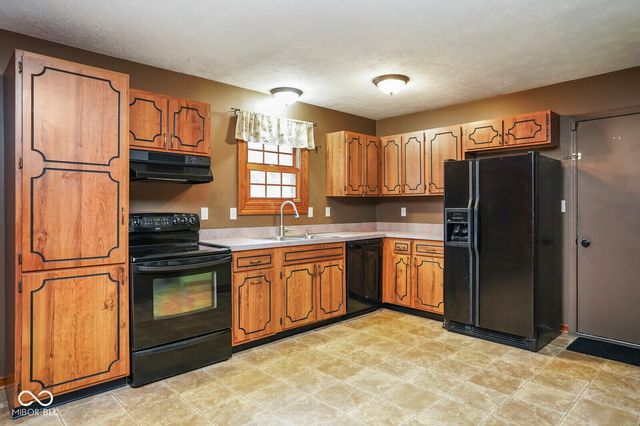 8517 August Drive, Indianapolis, IN 46239